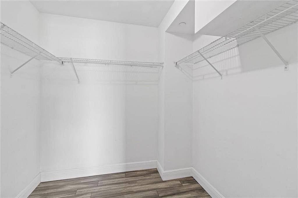 708 SE 15TH Street, #3, Fort Lauderdale, FL 33316 Primary Walk-In Closet