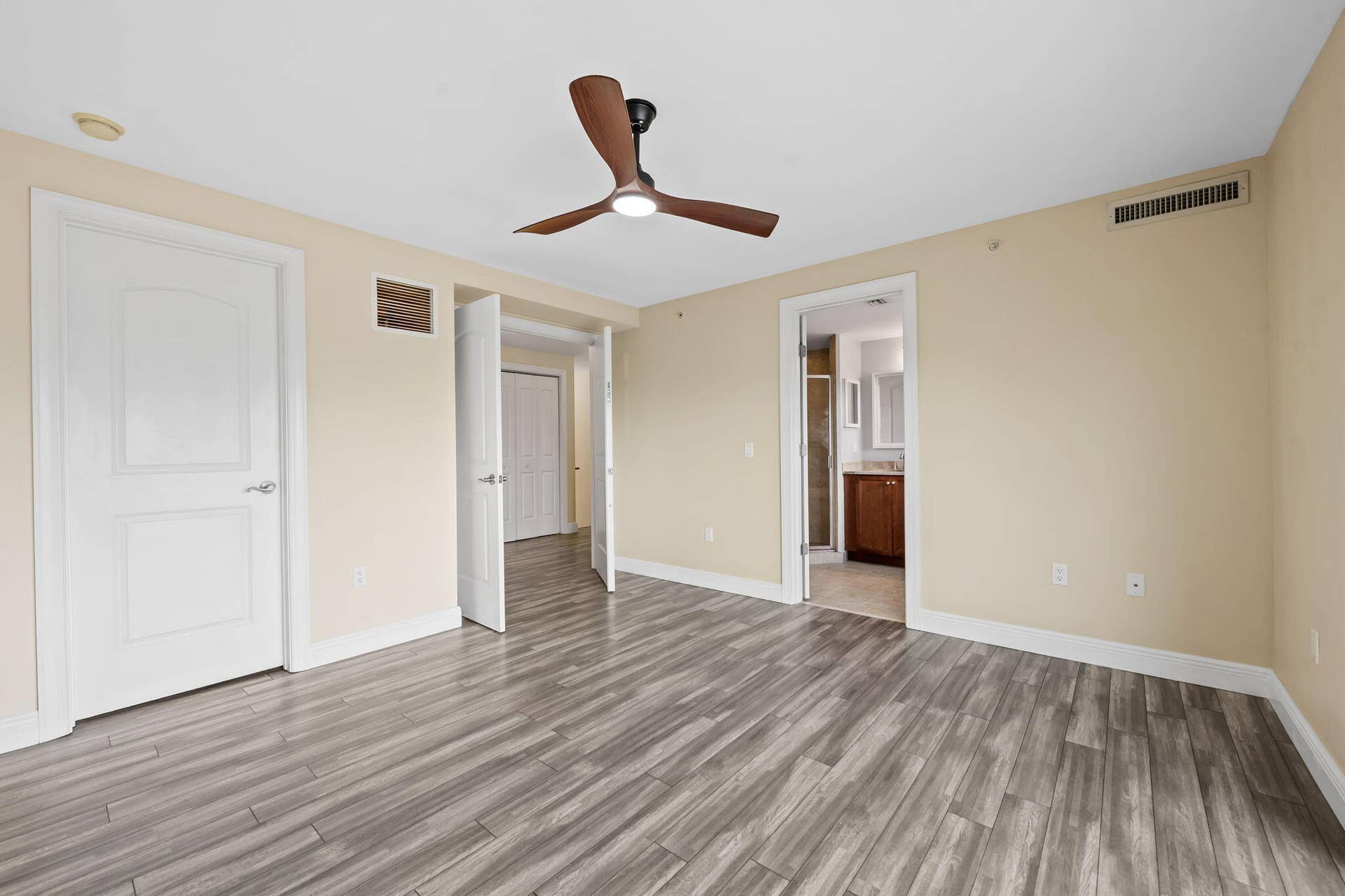 708 SE 15TH Street, #3, Fort Lauderdale, FL 33316 Primary