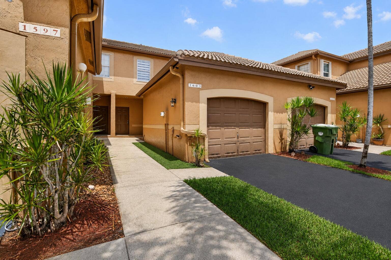 1603 Barcelona Way, #3-32, Weston, FL 33327 Front