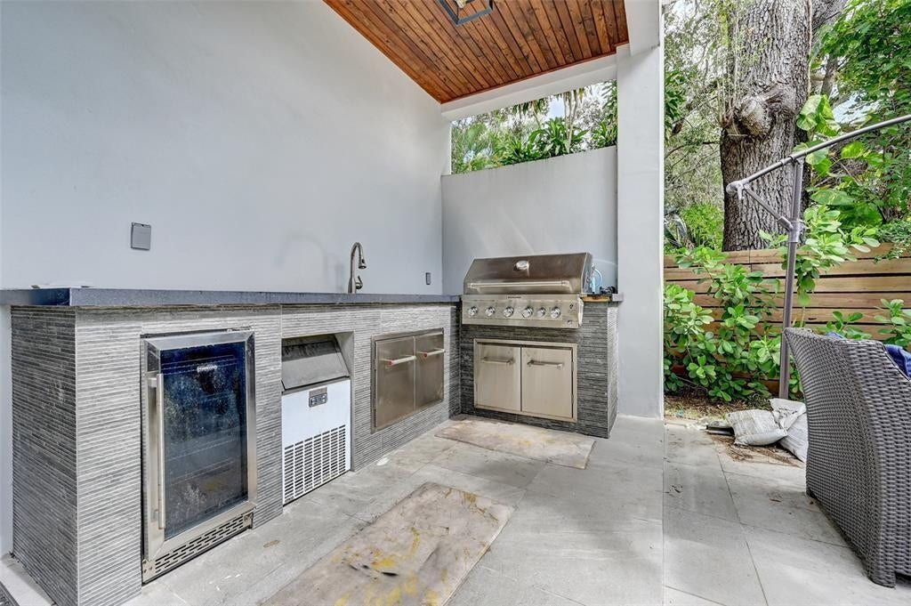 1616 SE 2nd Court, Fort Lauderdale, FL 33301 Photo 16