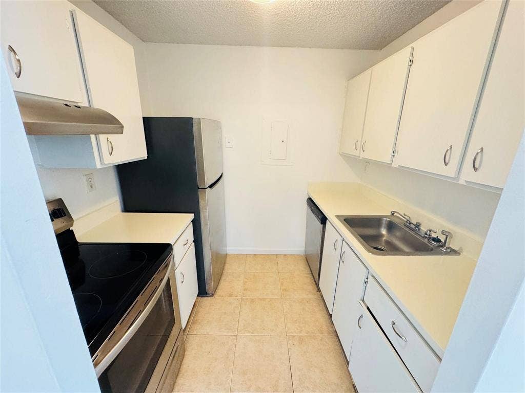 1068 N BENOIST FARMS Road, #302, West Palm Beach, West Palm Beach, FL 33411 GetMedia.ashx-4