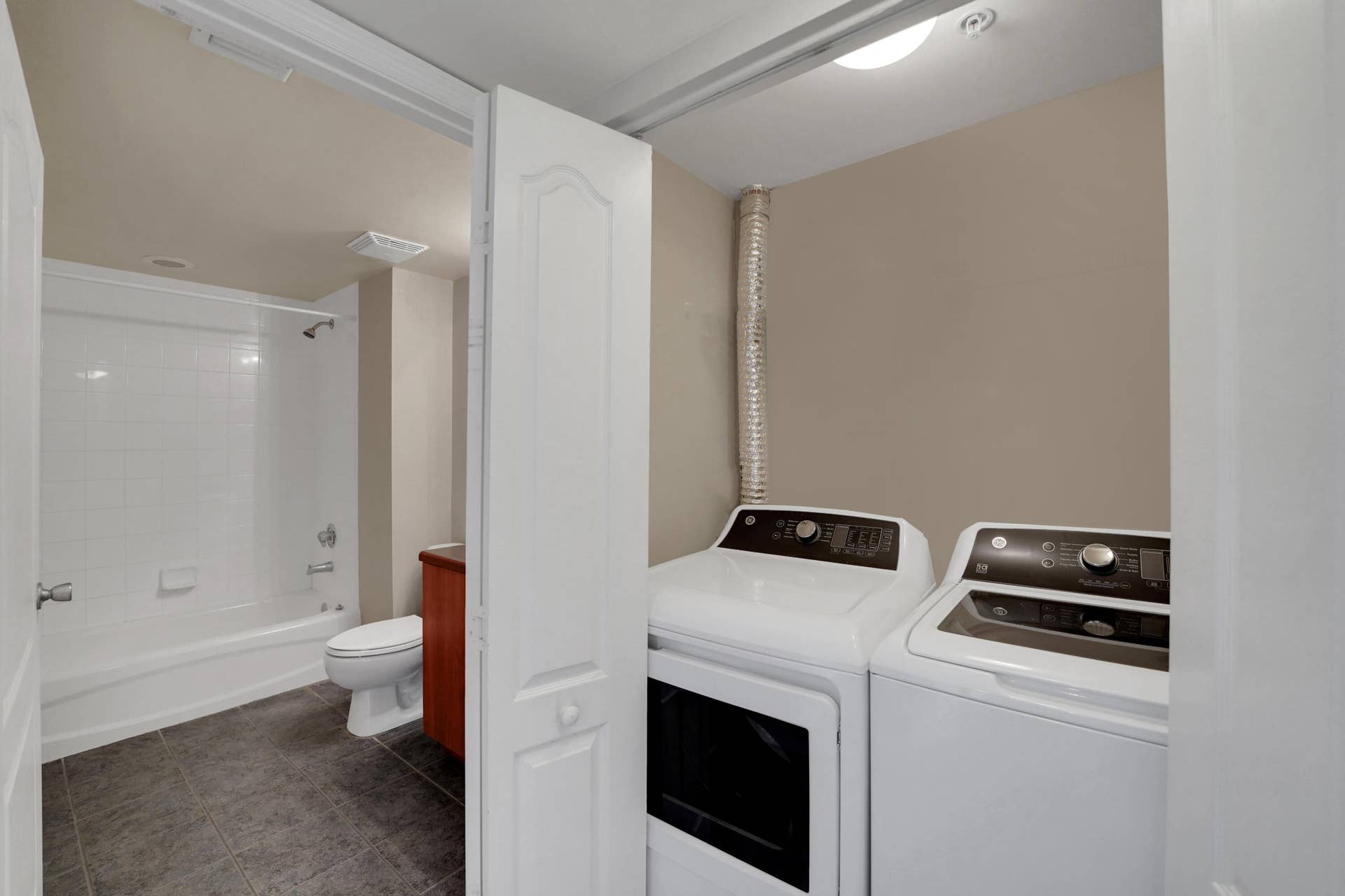 110 N FEDERAL Highway, #815, Fort Lauderdale, FL 33301 DSC05866