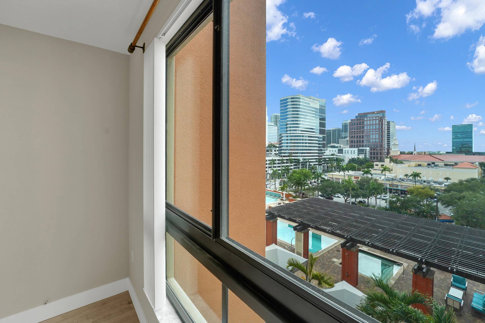 110 N FEDERAL Highway, #815, Fort Lauderdale, FL 33301 DSC05926