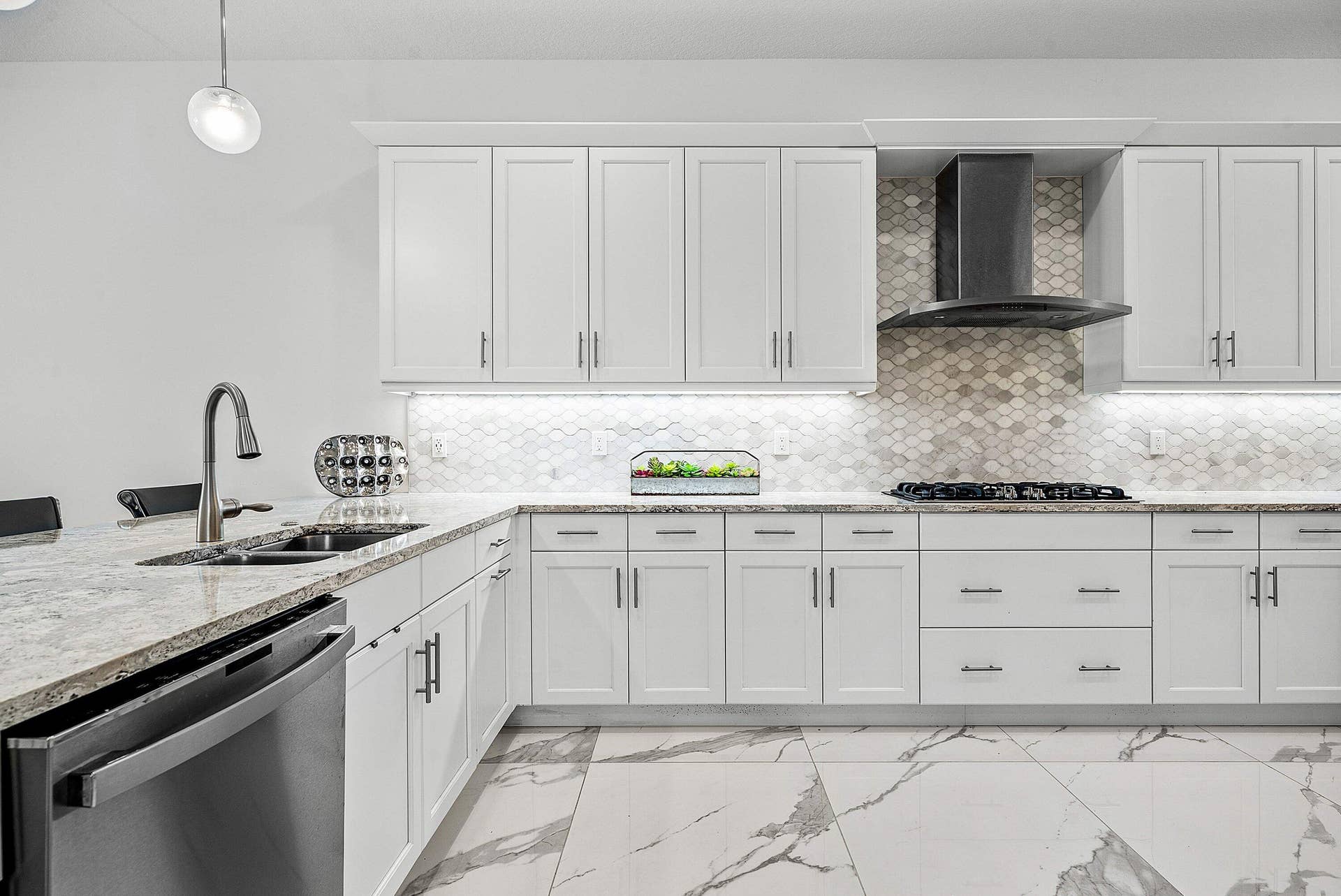 13689 ARTISAN Circle, Palm Beach Gardens, FL 33418 016-13689ArtisanCircle-PalmBeachGardens-