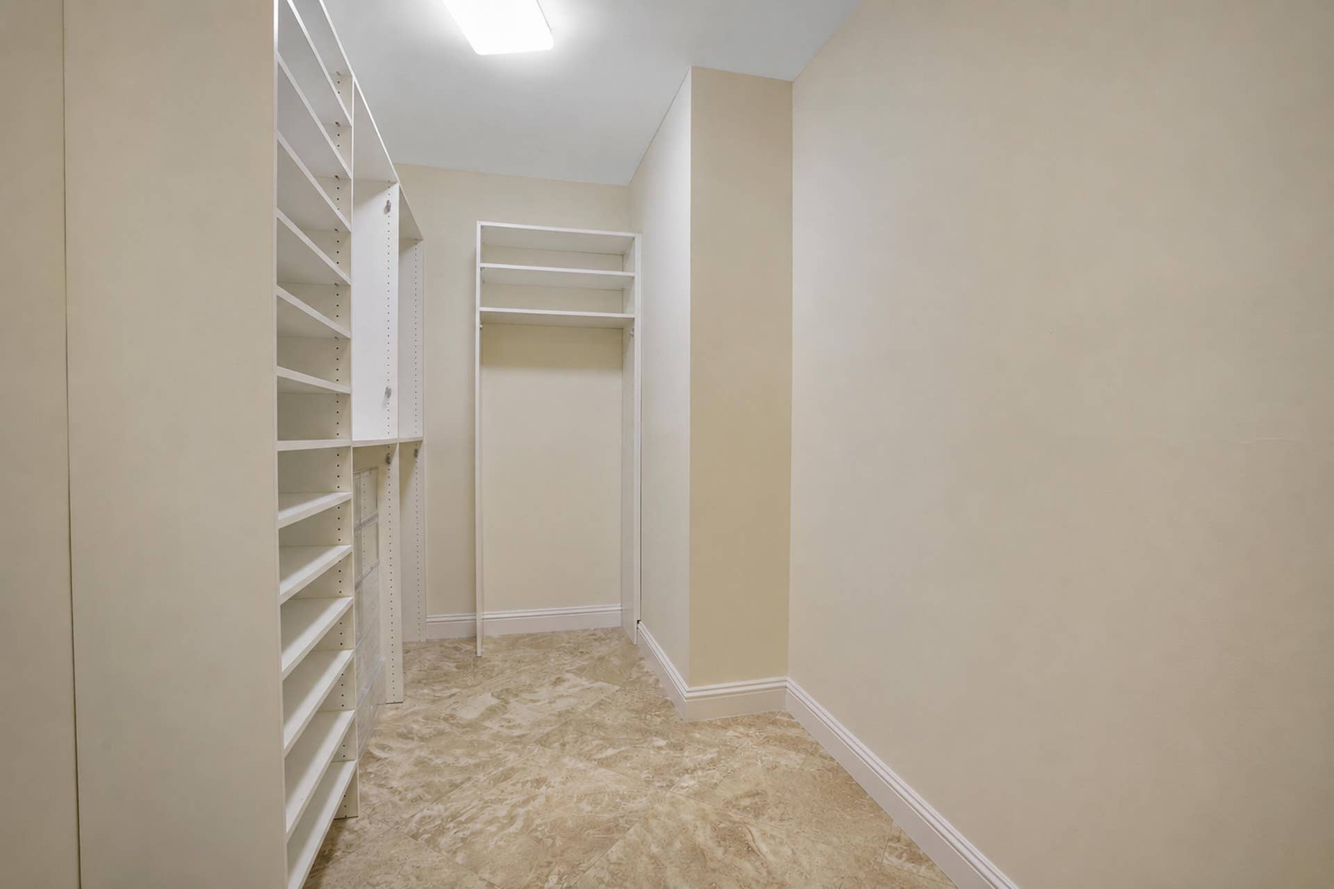 3800 N Ocean Dr Apt 1450 033a