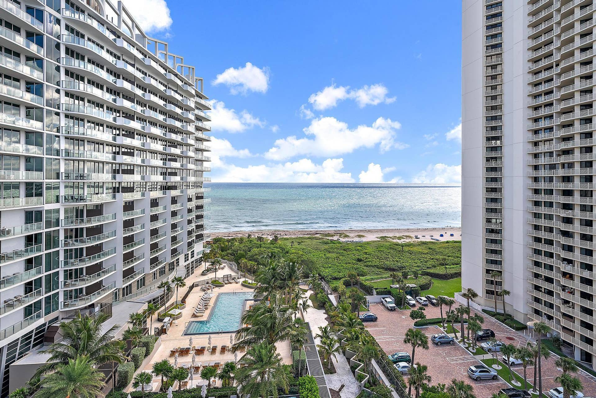 3100 N Ocean Dr p 1105-17