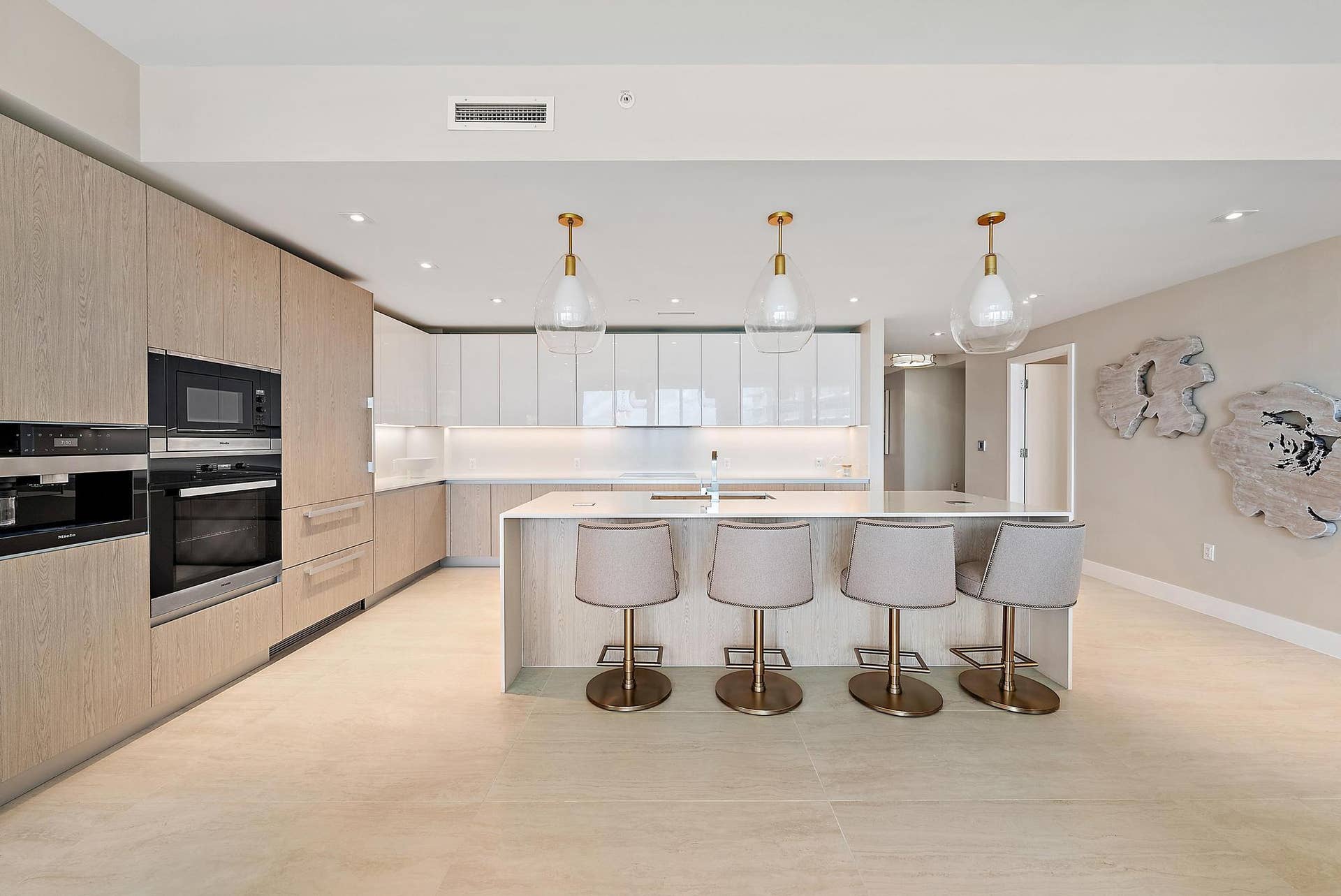 3100 N Ocean Dr p 1105-5