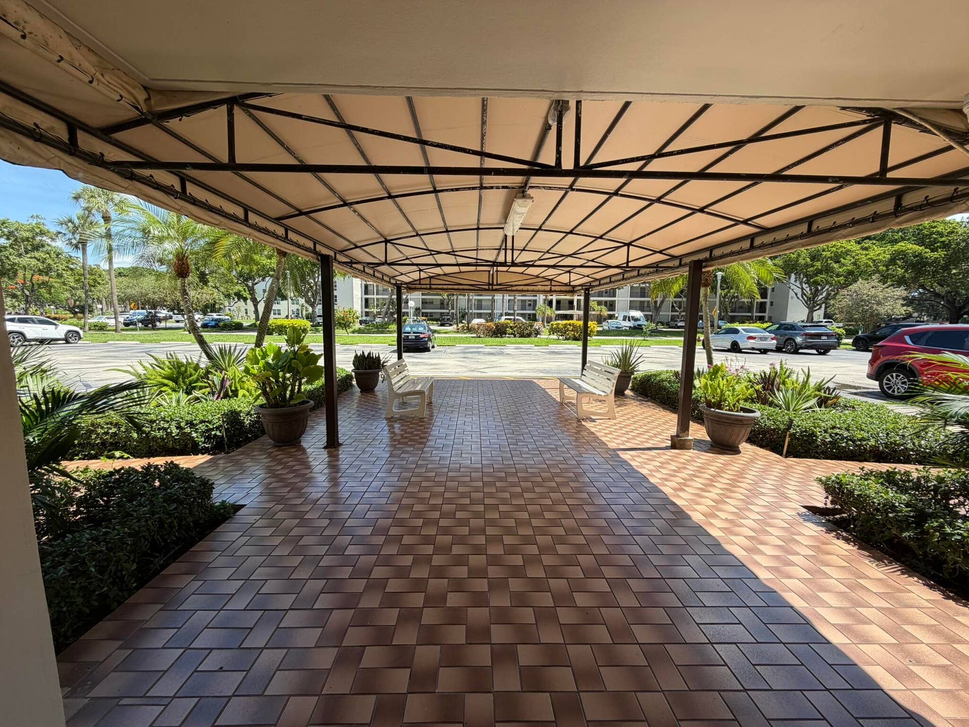 3001 S Course Drive, #406, Pompano Beach, FL 33069 Canopied Bldg