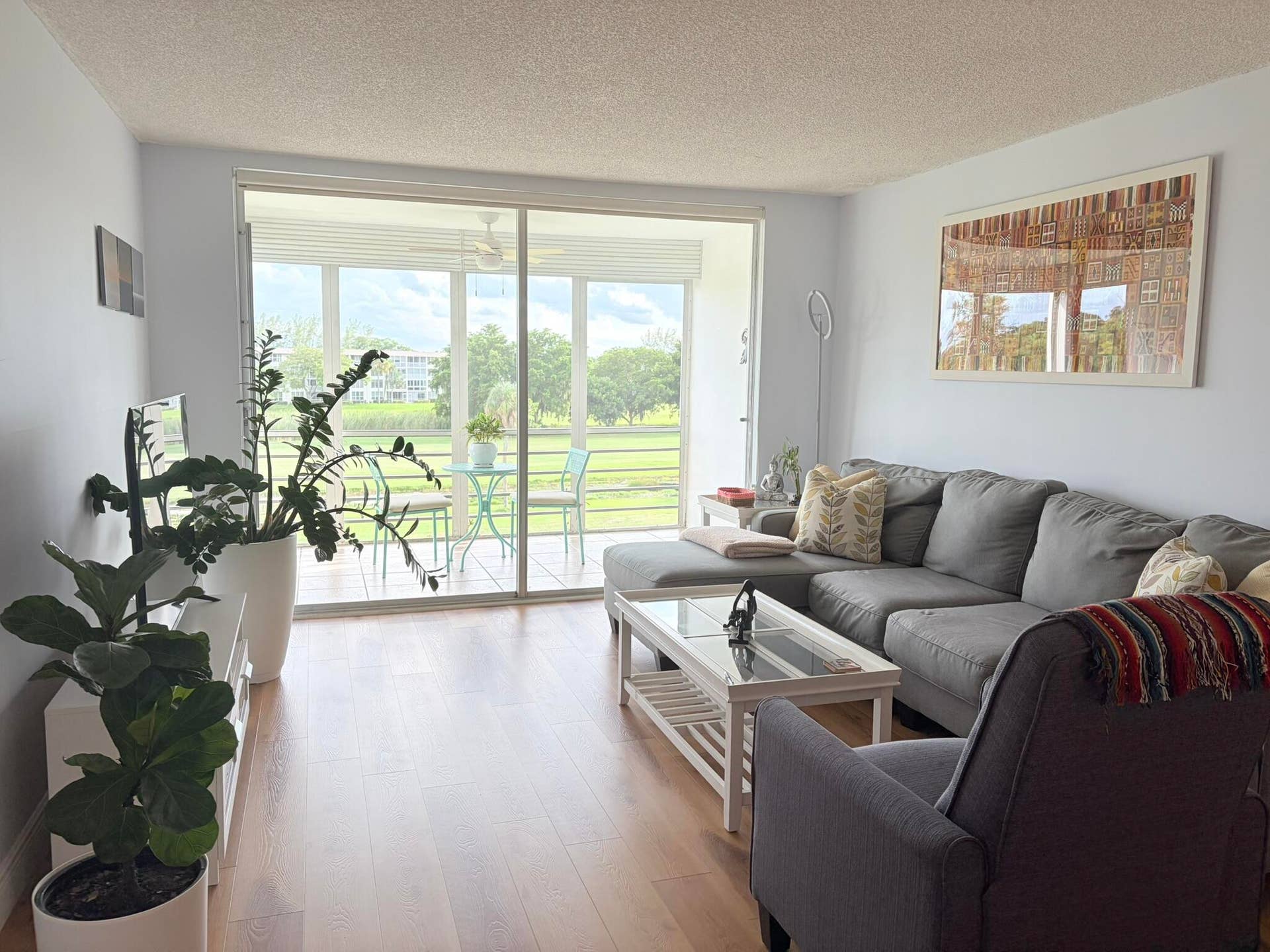 3001 S Course Drive, #406, Pompano Beach, FL 33069 1bedroom-fully-furnished-nieves1