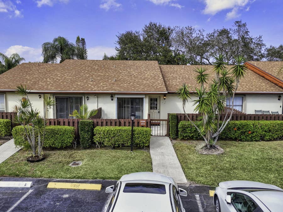 Property photo for 4934 SABLE PINE Circle, #B, West Palm Beach, FL