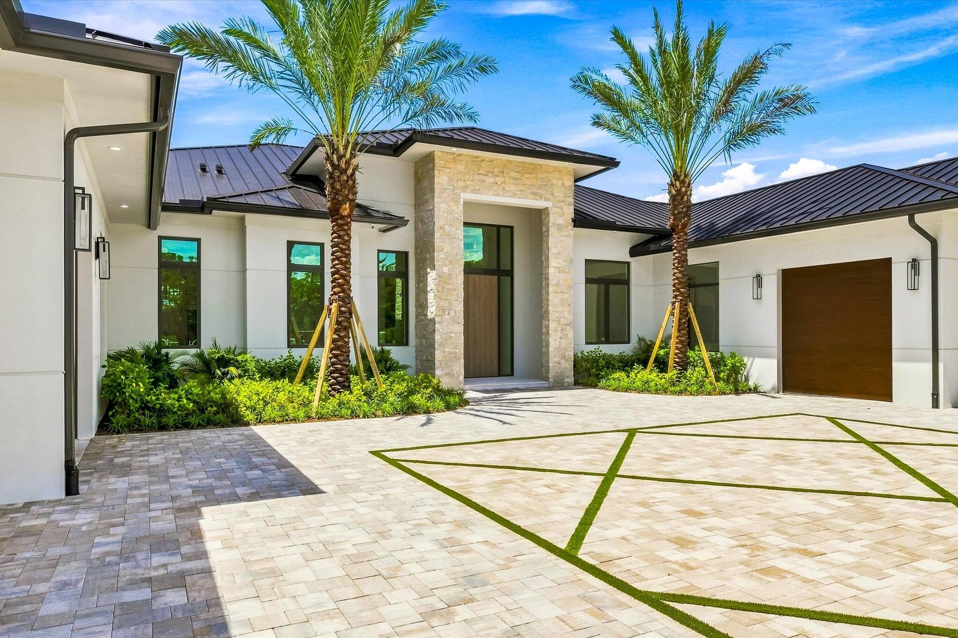 5593 Reynolds Road, Lake Worth, FL 33449 Front