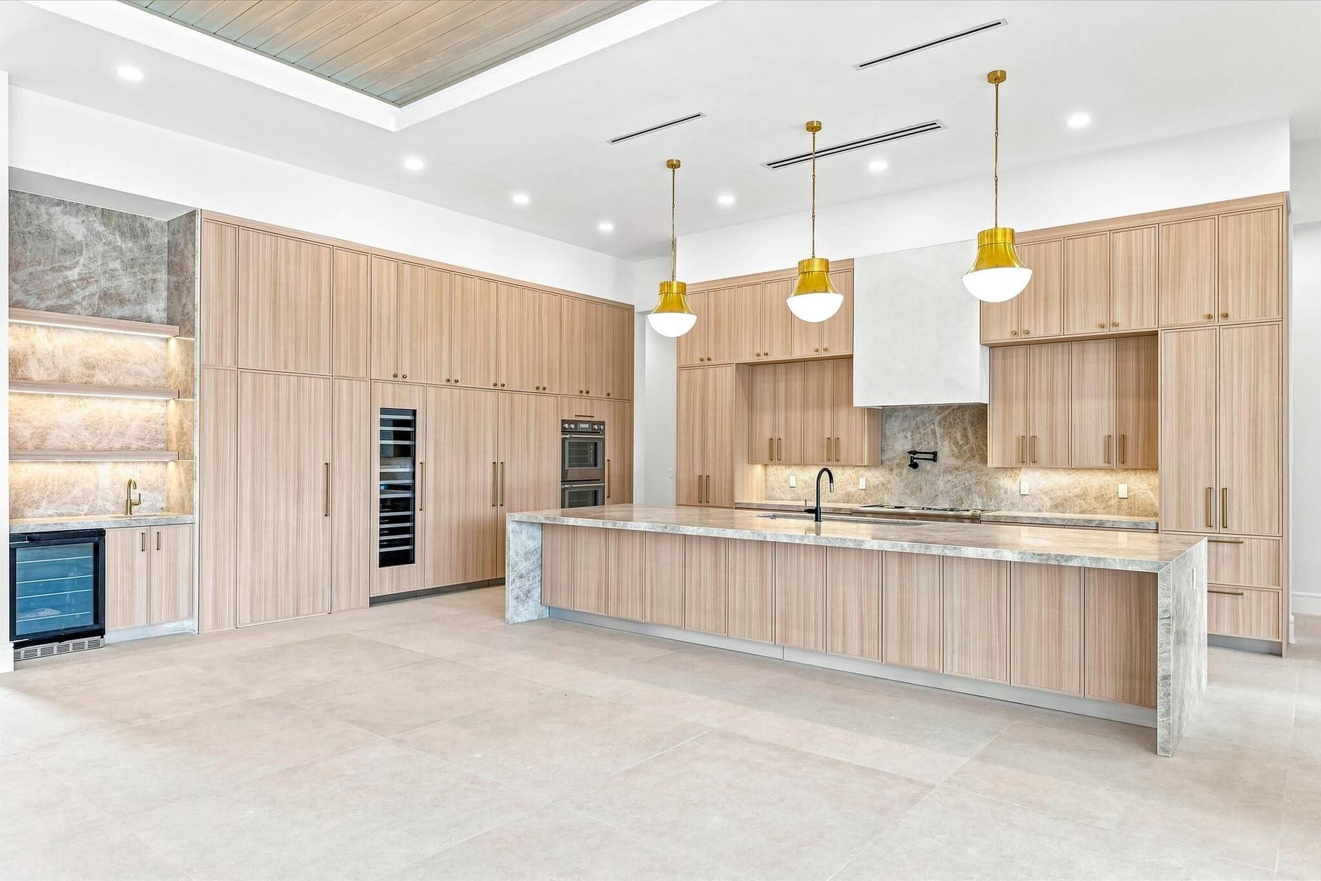 5593 Reynolds Road, Lake Worth, FL 33449 Kitchen