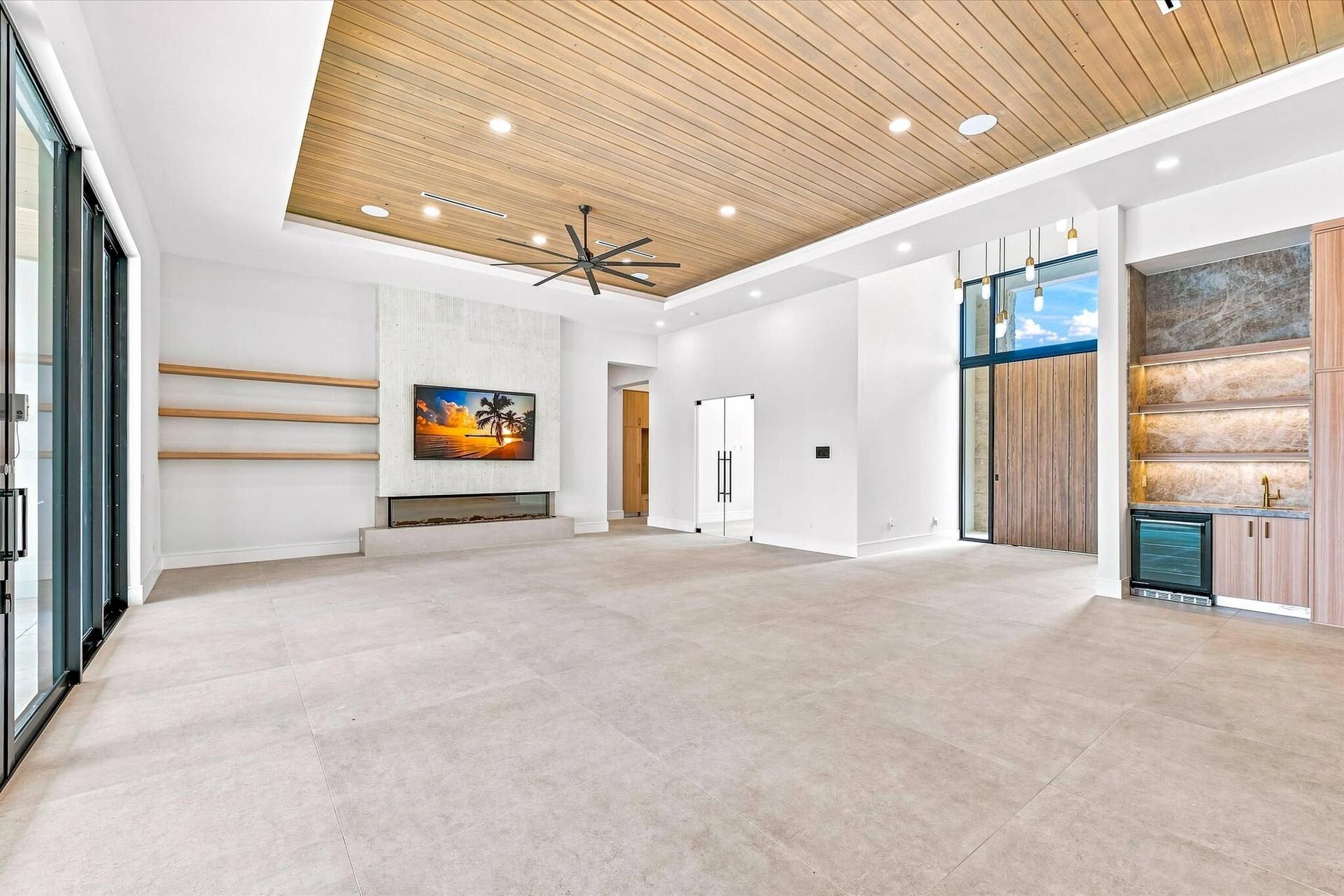 5593 Reynolds Road, Lake Worth, FL 33449 Living Room/ Dinning