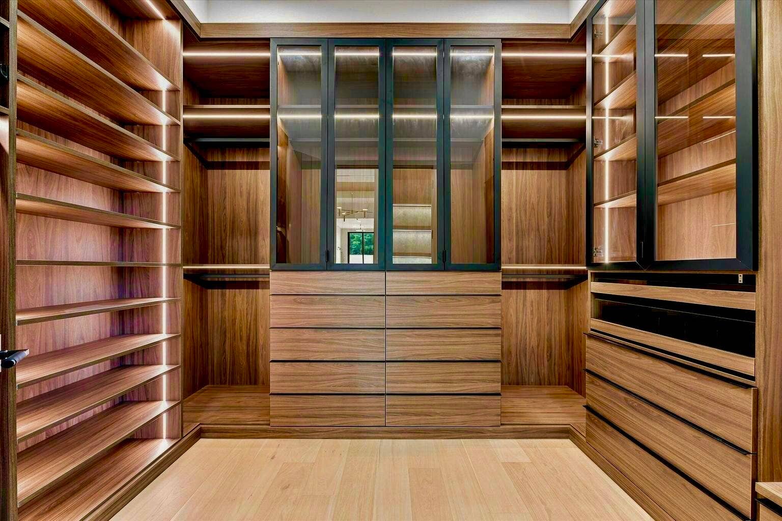 5593 Reynolds Road, Lake Worth, FL 33449 His Closet
