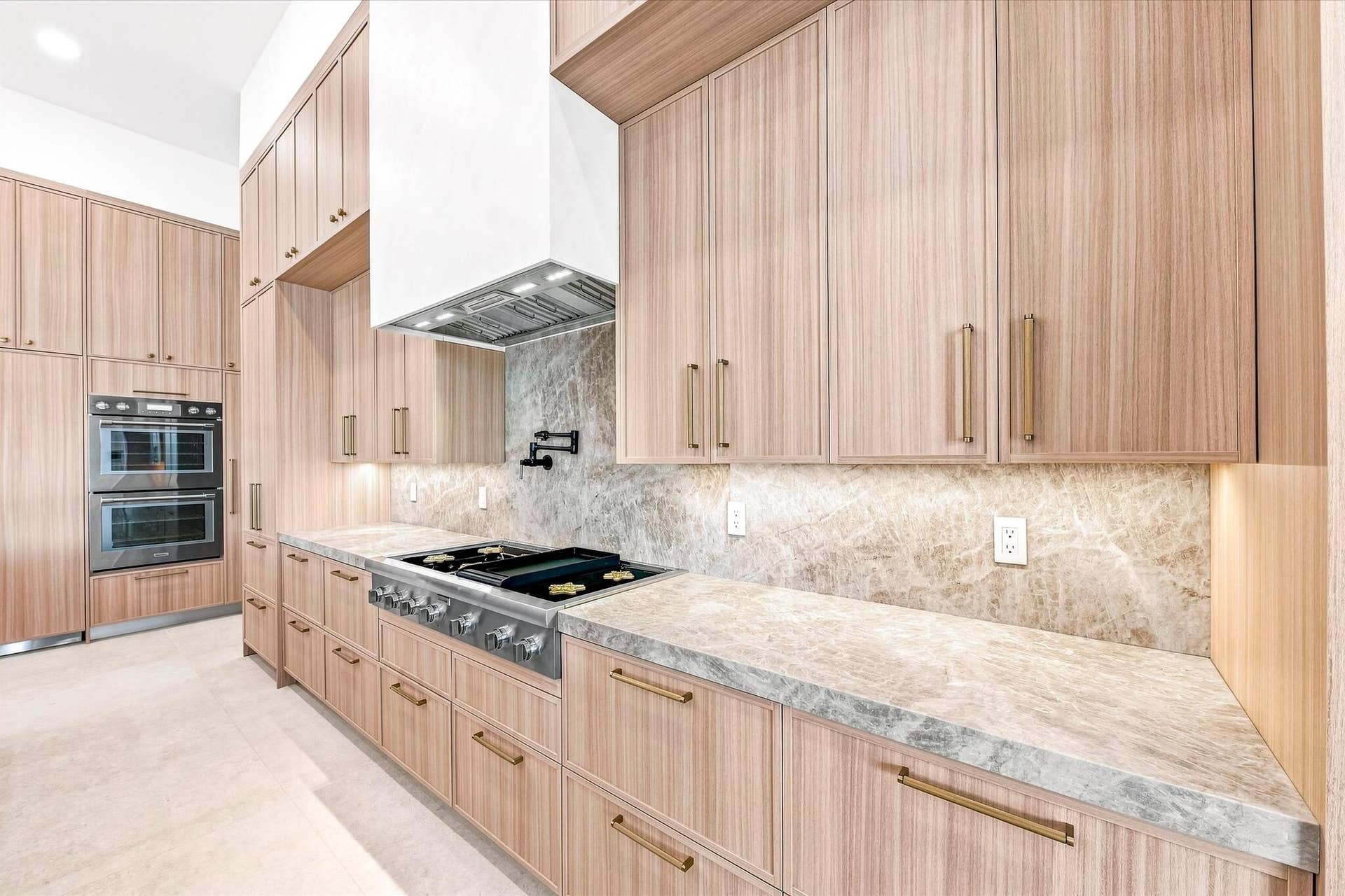 5593 Reynolds Road, Lake Worth, FL 33449 Kitchen close up
