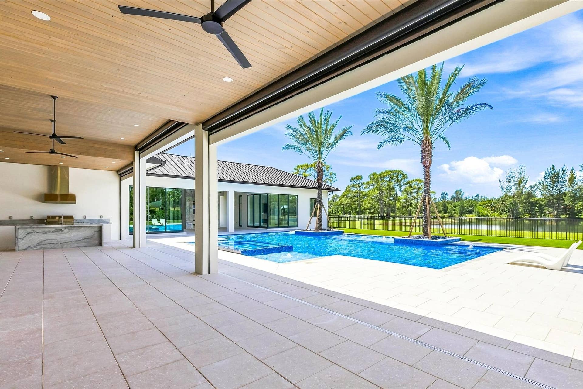 5593 Reynolds Road, Lake Worth, FL 33449 Covered Patio