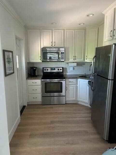 444 ZEPHYR Way, Juno Beach, FL 33408 1 Bedroom Kitchen