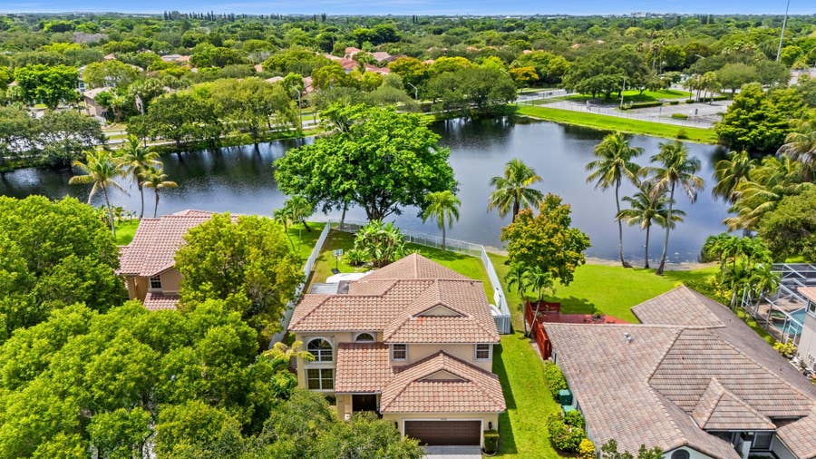 Property photo for 10740 LONDON Street, Cooper City, FL