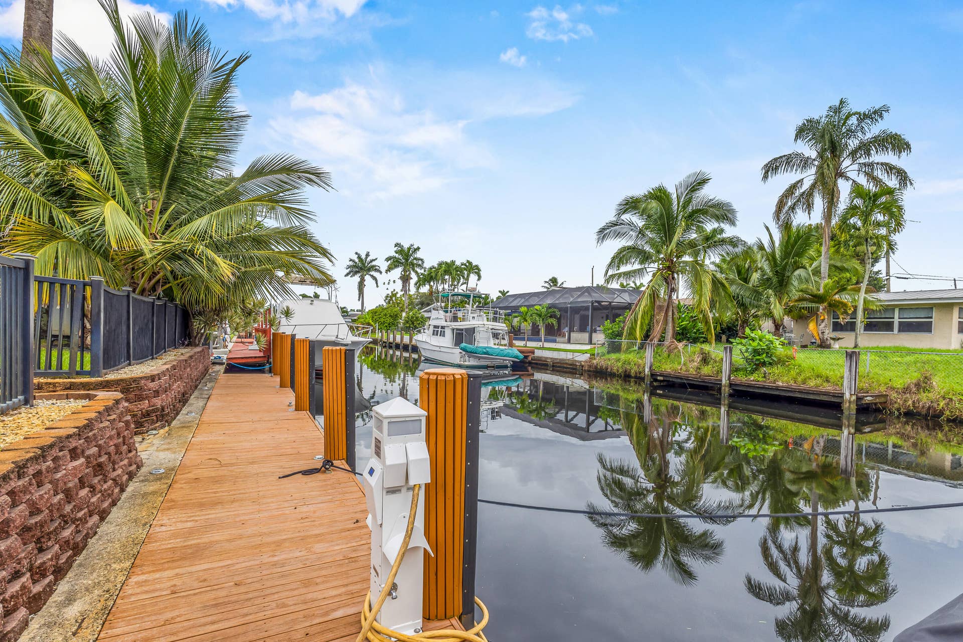 2678 Marathon Lane, Fort Lauderdale, FL 33312 02678 Marathon lane Fort Lauderdale fl b