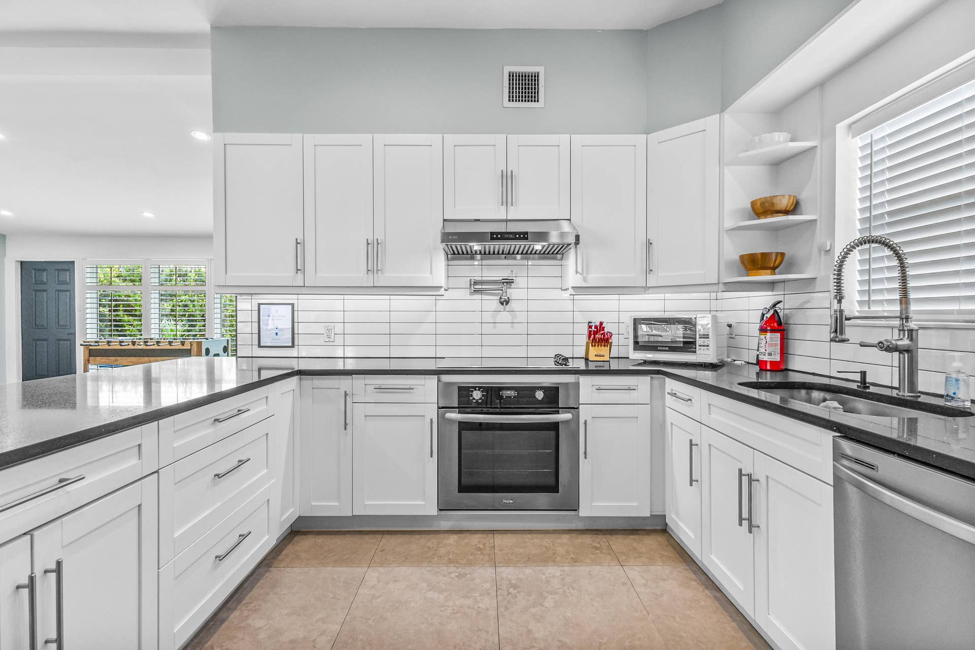 2678 Marathon Lane, Fort Lauderdale, FL 33312 02678 Marathon lane KITCHEN.com14