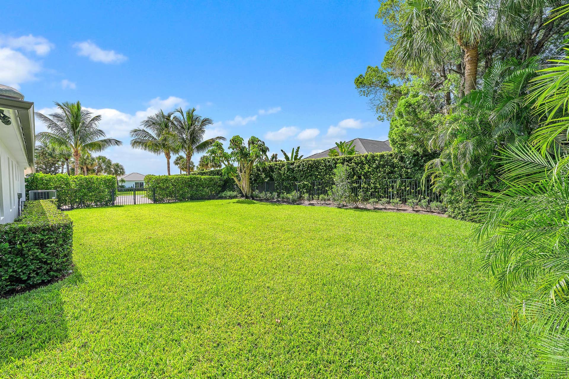 11785 Lake Shore Place, North Palm Beach, FL 33408 11785 Lake Shore Pl-29