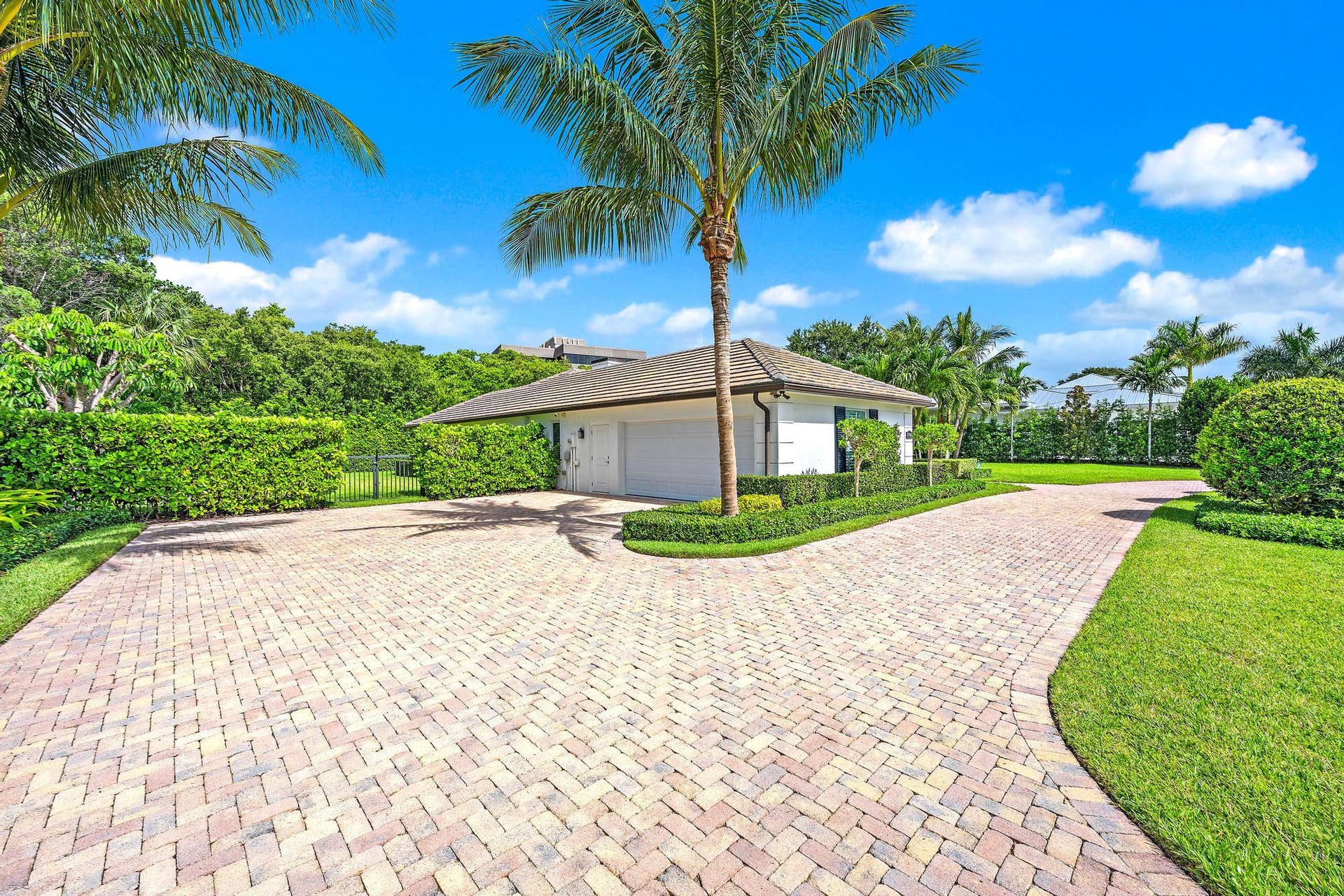11785 Lake Shore Place, North Palm Beach, FL 33408 11785 Lake Shore Pl-30