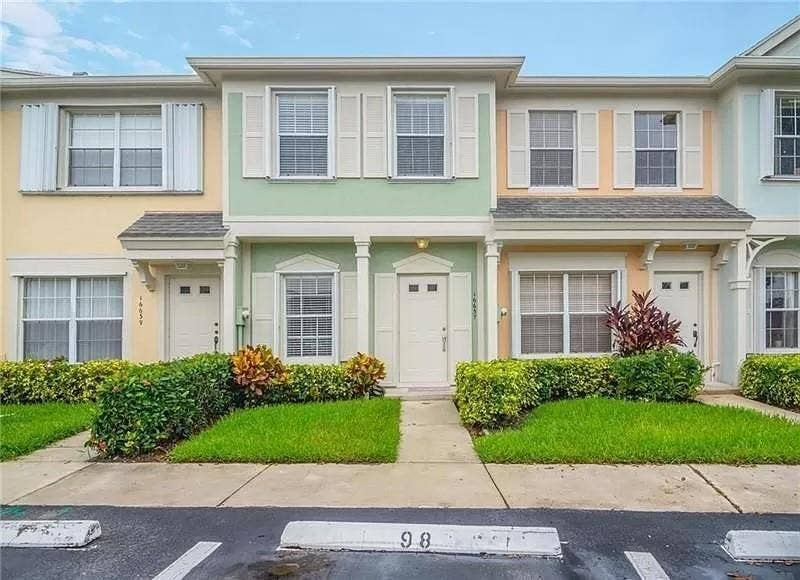 Property photo for 16637 Hemingway Drive, Weston, FL