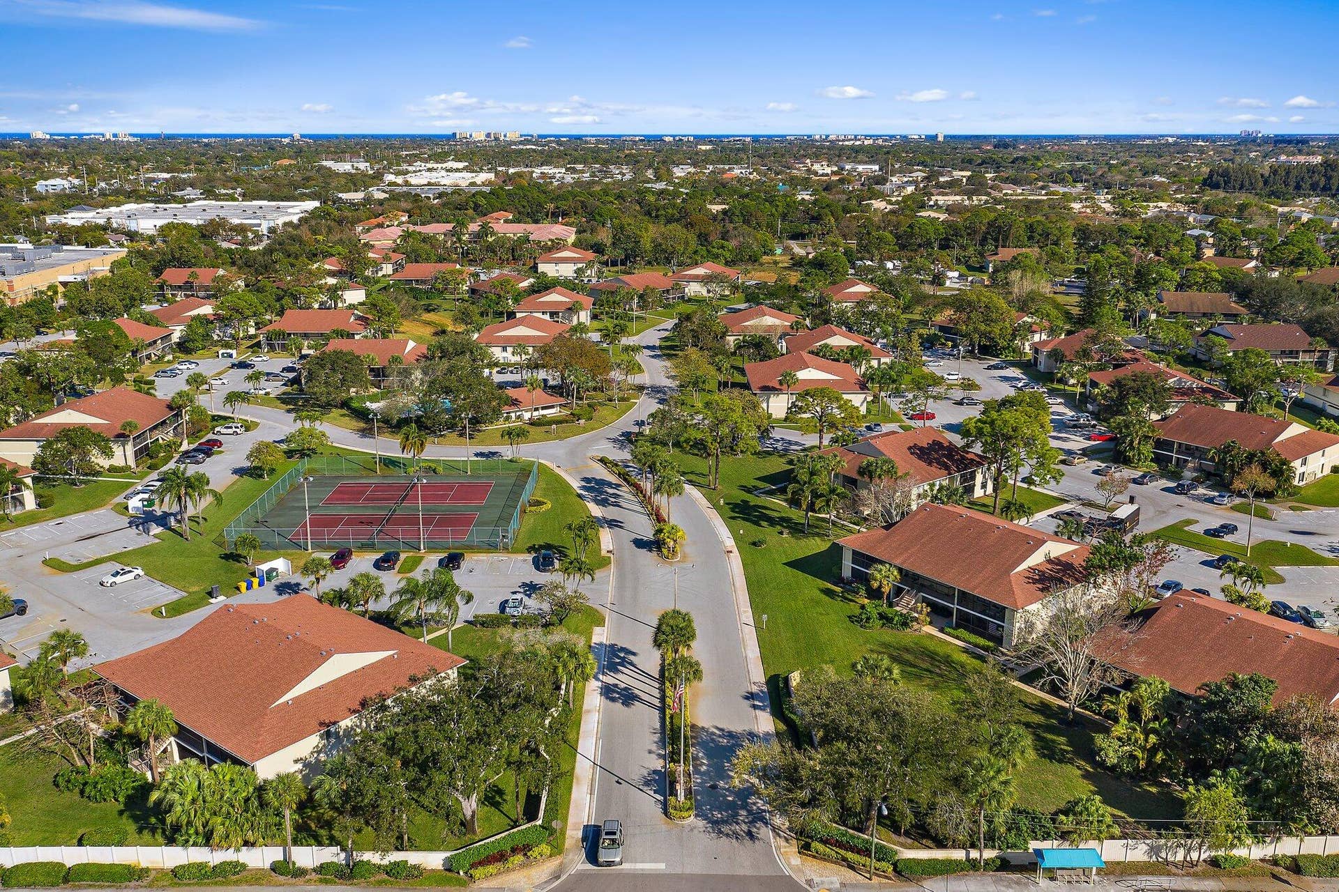 6540 Chasewood Drive, #F, Jupiter, FL 33458 012-ChasewoodAerials-Jupiter-FL-SMALL