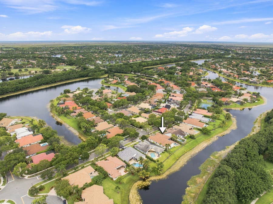 Property photo for 845 Bayside Lane, Weston, FL