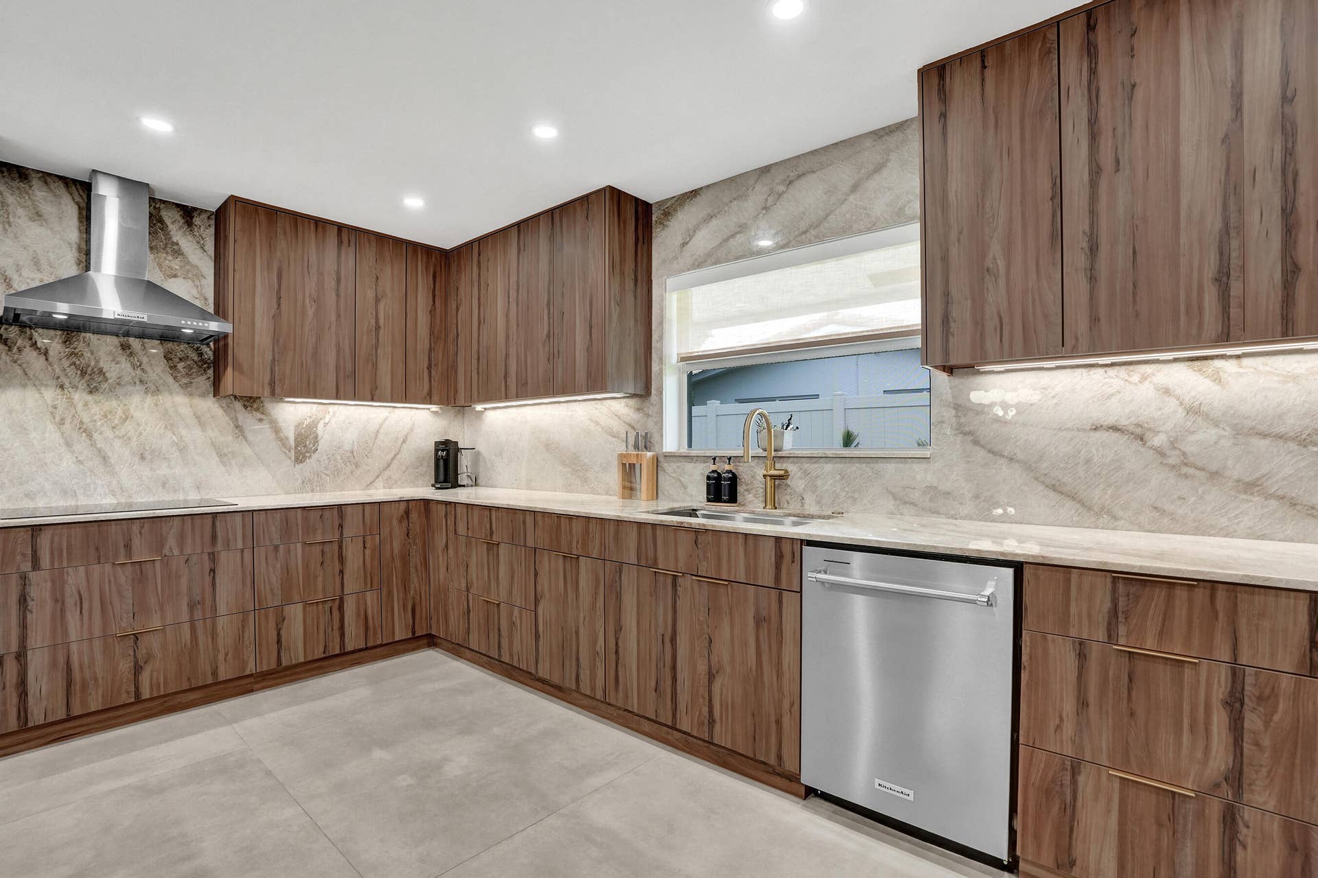 3608 NE 24TH Avenue, Fort Lauderdale, FL 33308 DSC07522