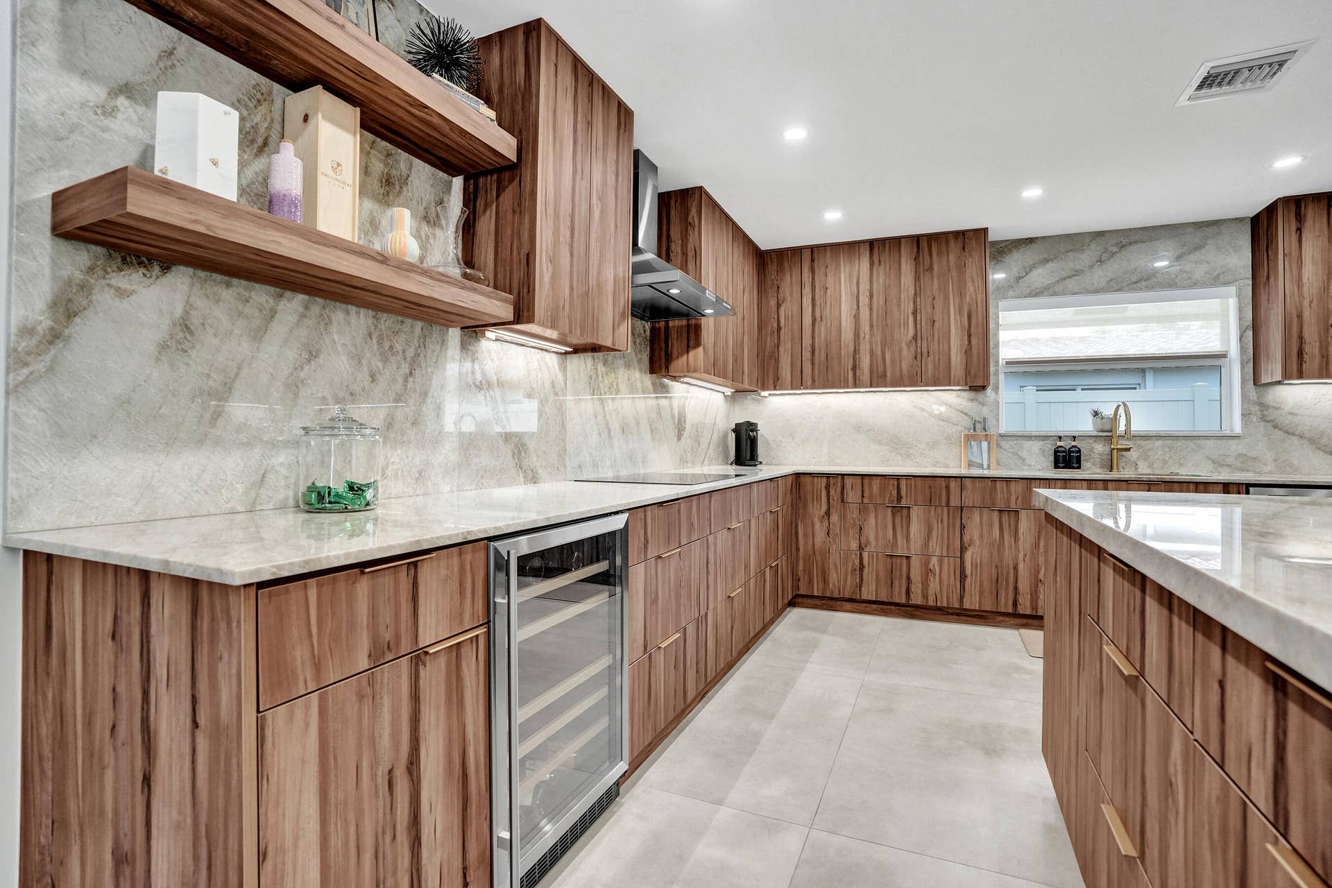 3608 NE 24TH Avenue, Fort Lauderdale, FL 33308 DSC07513