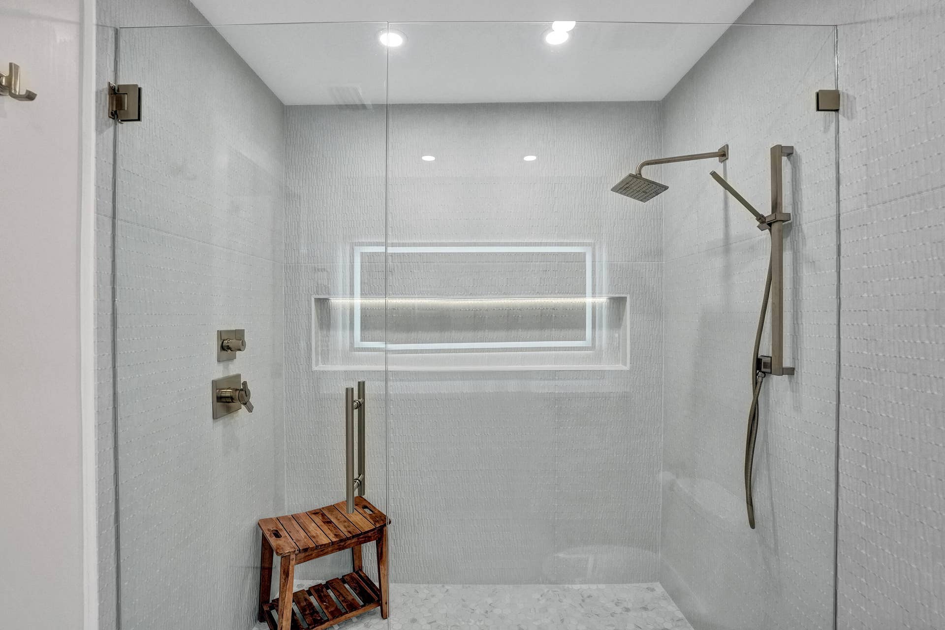 3608 NE 24TH Avenue, Fort Lauderdale, FL 33308 Master bath shower