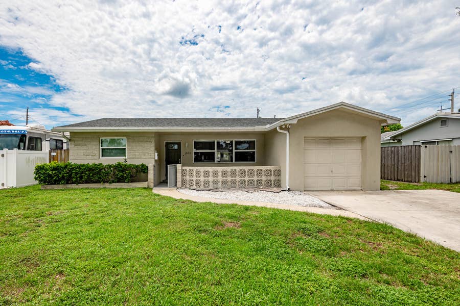 Property photo for 1820 N 46TH Avenue, Hollywood, FL