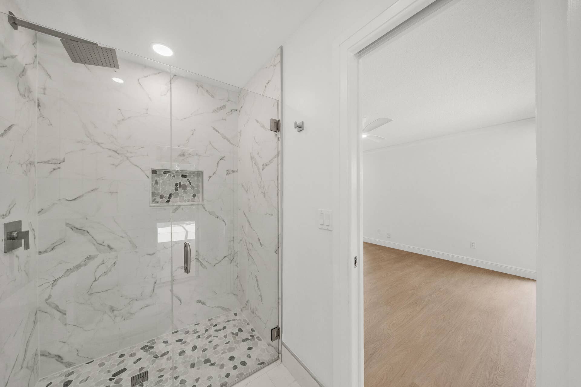 4854 ACORN Drive, Boca Raton, FL 33487 11 Primary Bath - Cabana Bath (6)