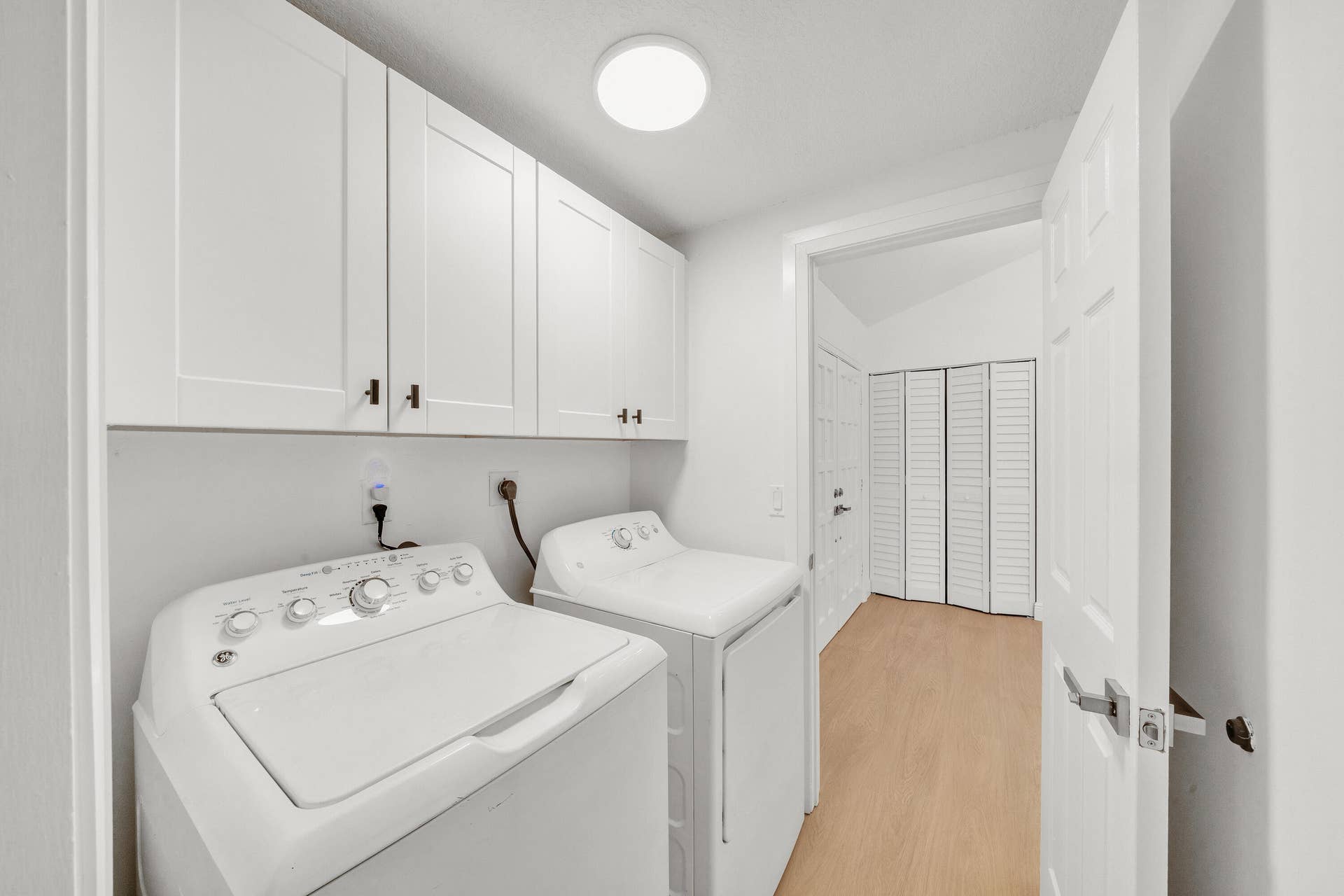 4854 ACORN Drive, Boca Raton, FL 33487 23 Laundry Room
