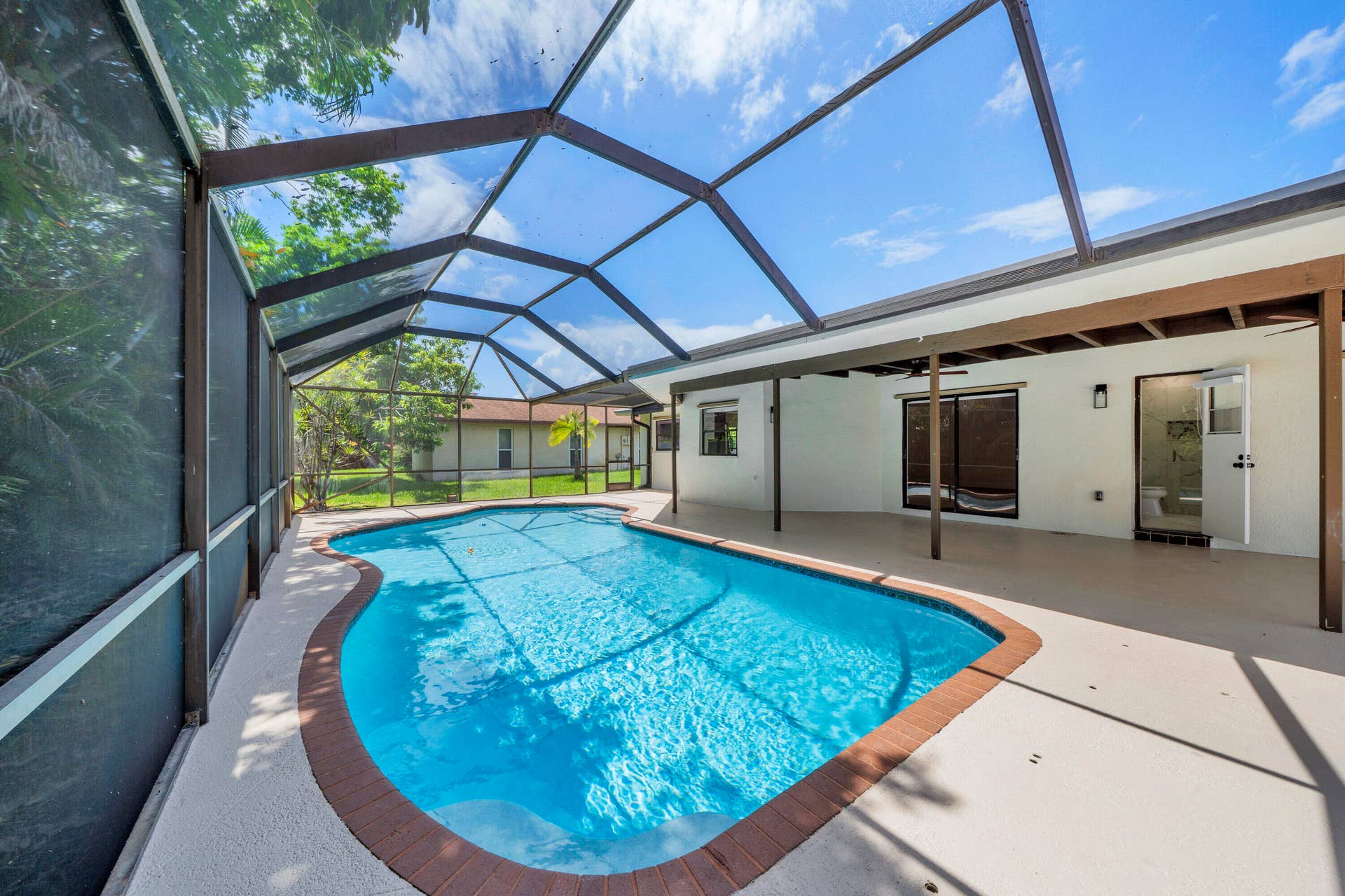 4854 ACORN Drive, Boca Raton, FL 33487 11 Primary Bath - Cabana Bath (4)
