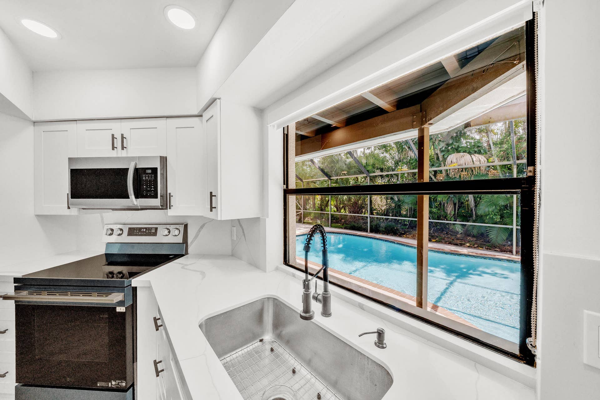 4854 ACORN Drive, Boca Raton, FL 33487 5 Kitchn (5)