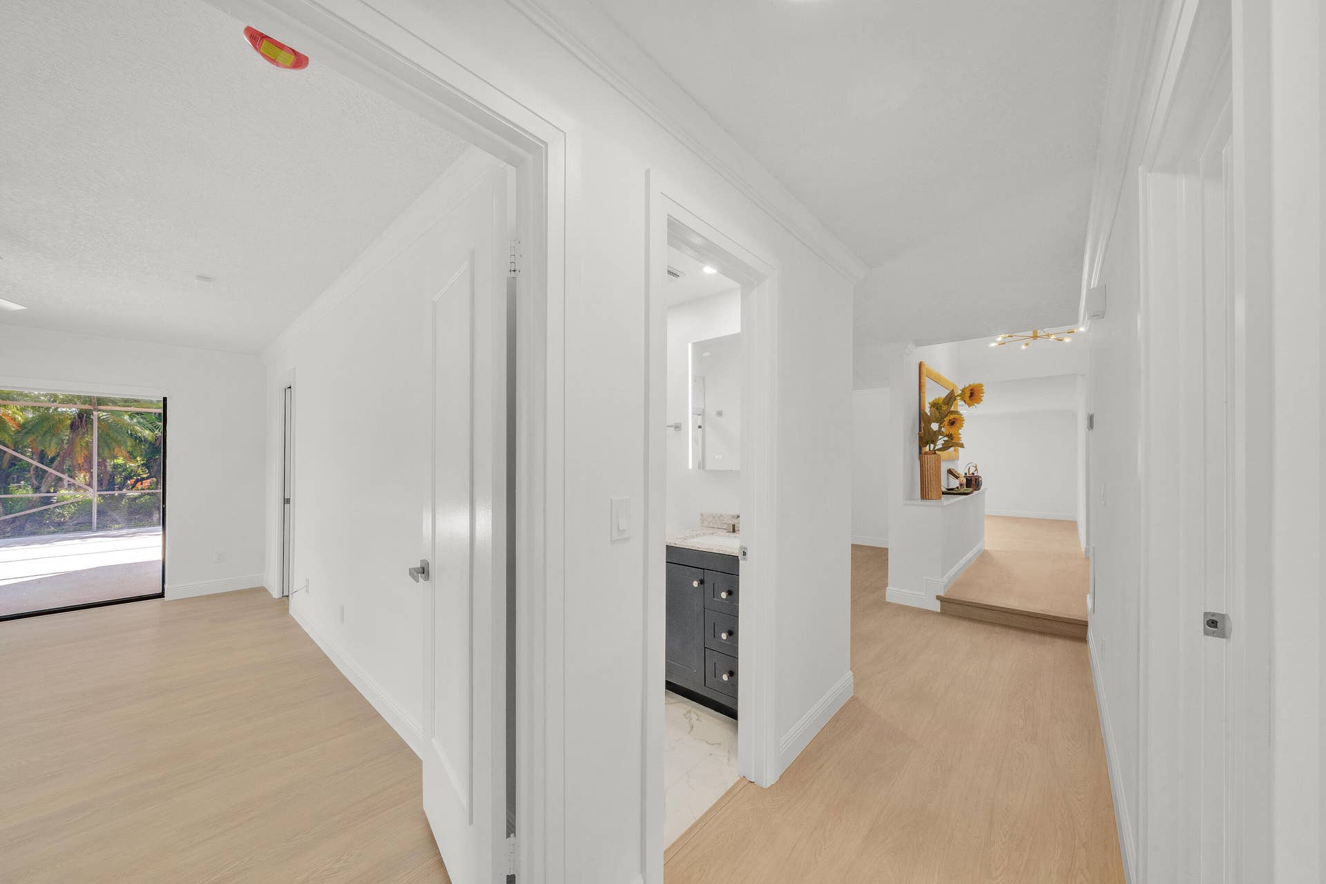 4854 ACORN Drive, Boca Raton, FL 33487 16 Foyer