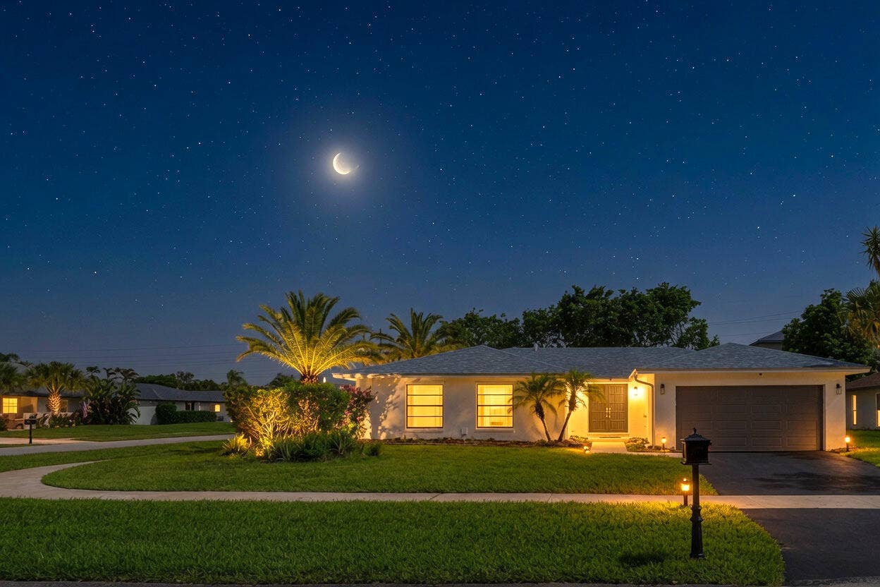 4854 ACORN Drive, Boca Raton, FL 33487 4854 Acorn Front Evening