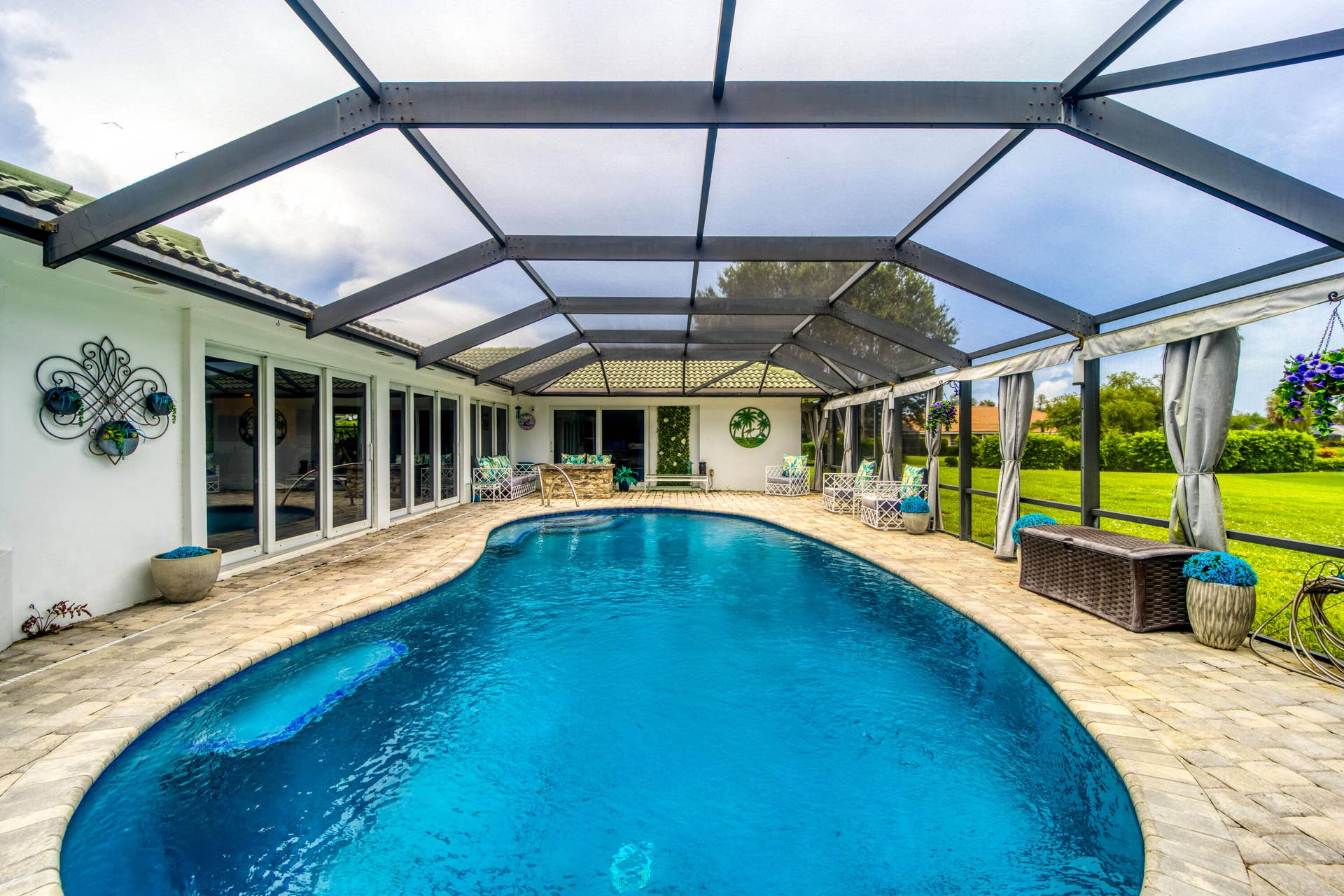 3273 SE FAIRWAY E, Stuart, FL 34997 Pool