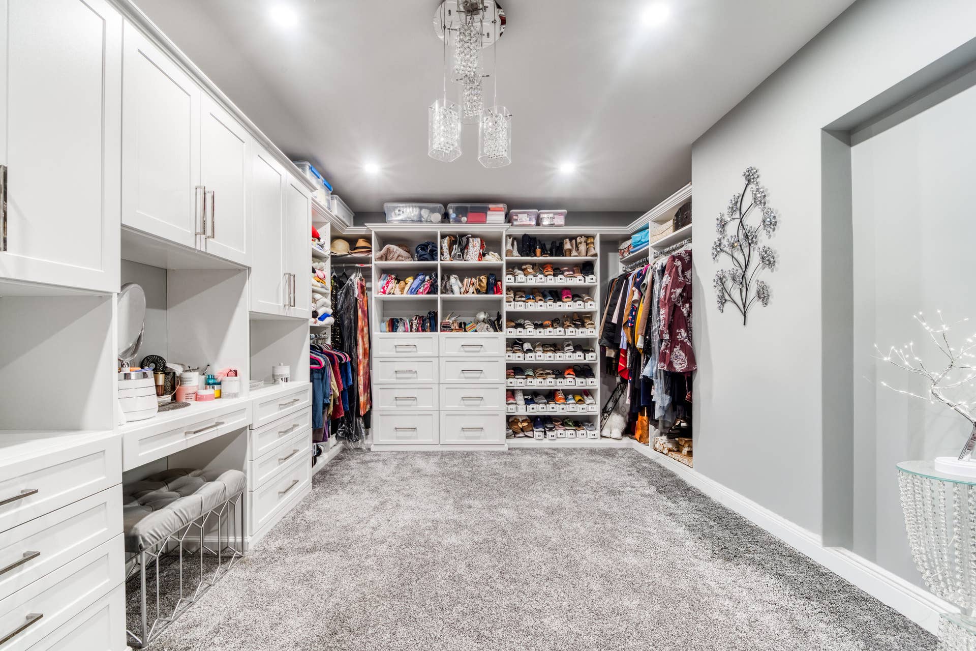 3273 SE FAIRWAY E, Stuart, FL 34997 Primary Dressing Room