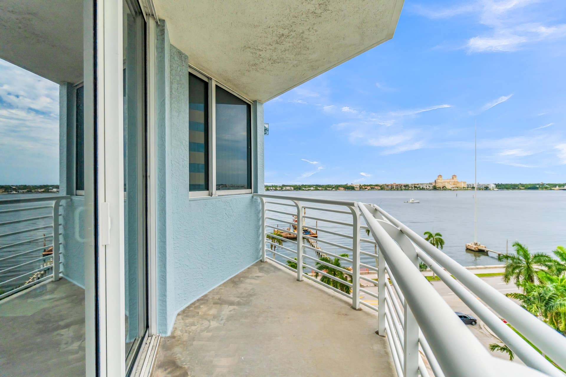 1551 N FLAGLER Drive, #817, West Palm Beach, FL 33401 Balcony Views