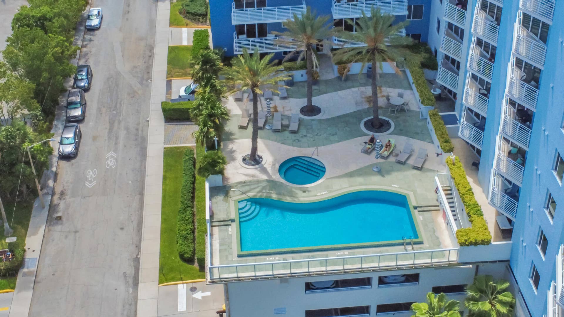 1551 N FLAGLER Drive, #817, West Palm Beach, FL 33401 Pool