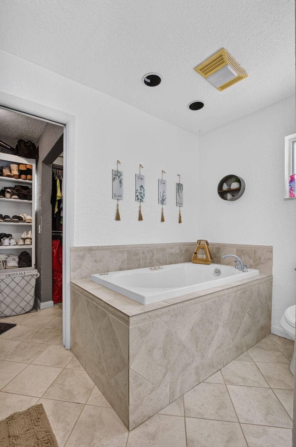 6521 Woodbury Road, Boca Raton, FL 33433 31-web-or-mls-DSC_2057