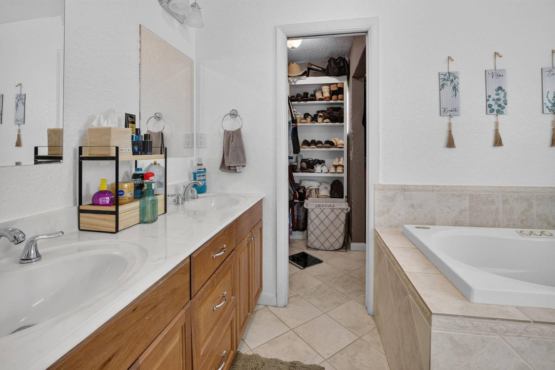 6521 Woodbury Road, Boca Raton, FL 33433 29-web-or-mls-DSC_2051