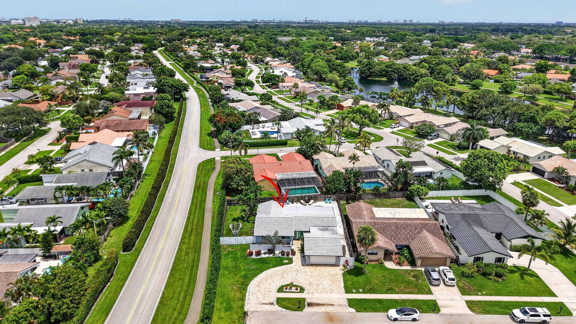 6521 Woodbury Road, Boca Raton, FL 33433 60-web-or-mls-DJI_20260803135603_0454_D