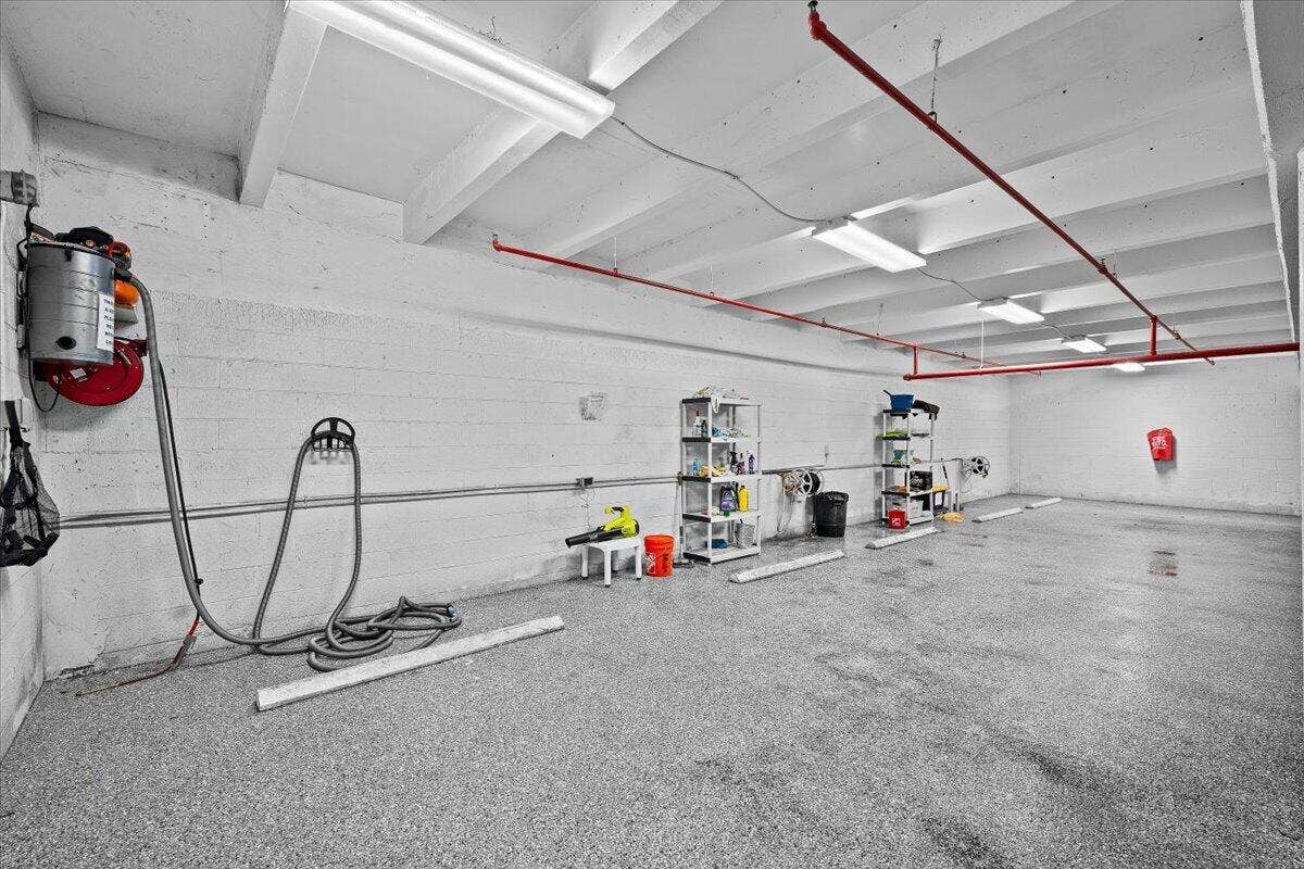 1300 S State Hwy A1A, #119, Jupiter, FL 33477 Car Wash Area