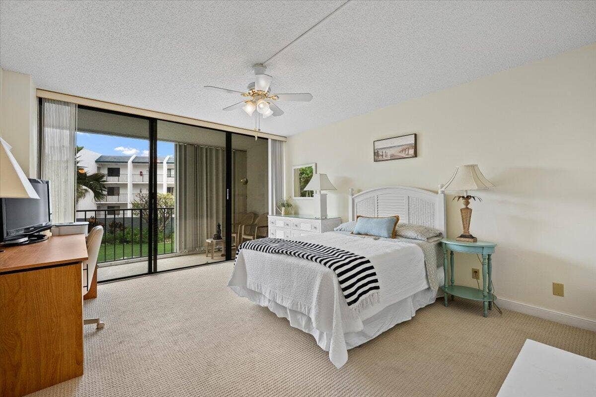 1300 S State Hwy A1A, #119, Jupiter, FL 33477 Guest Bedroom