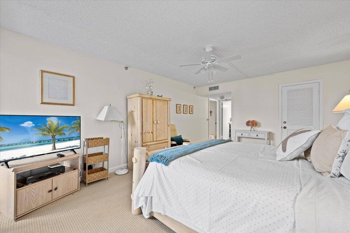 1300 S State Hwy A1A, #119, Jupiter, FL 33477 Primary Bedroom