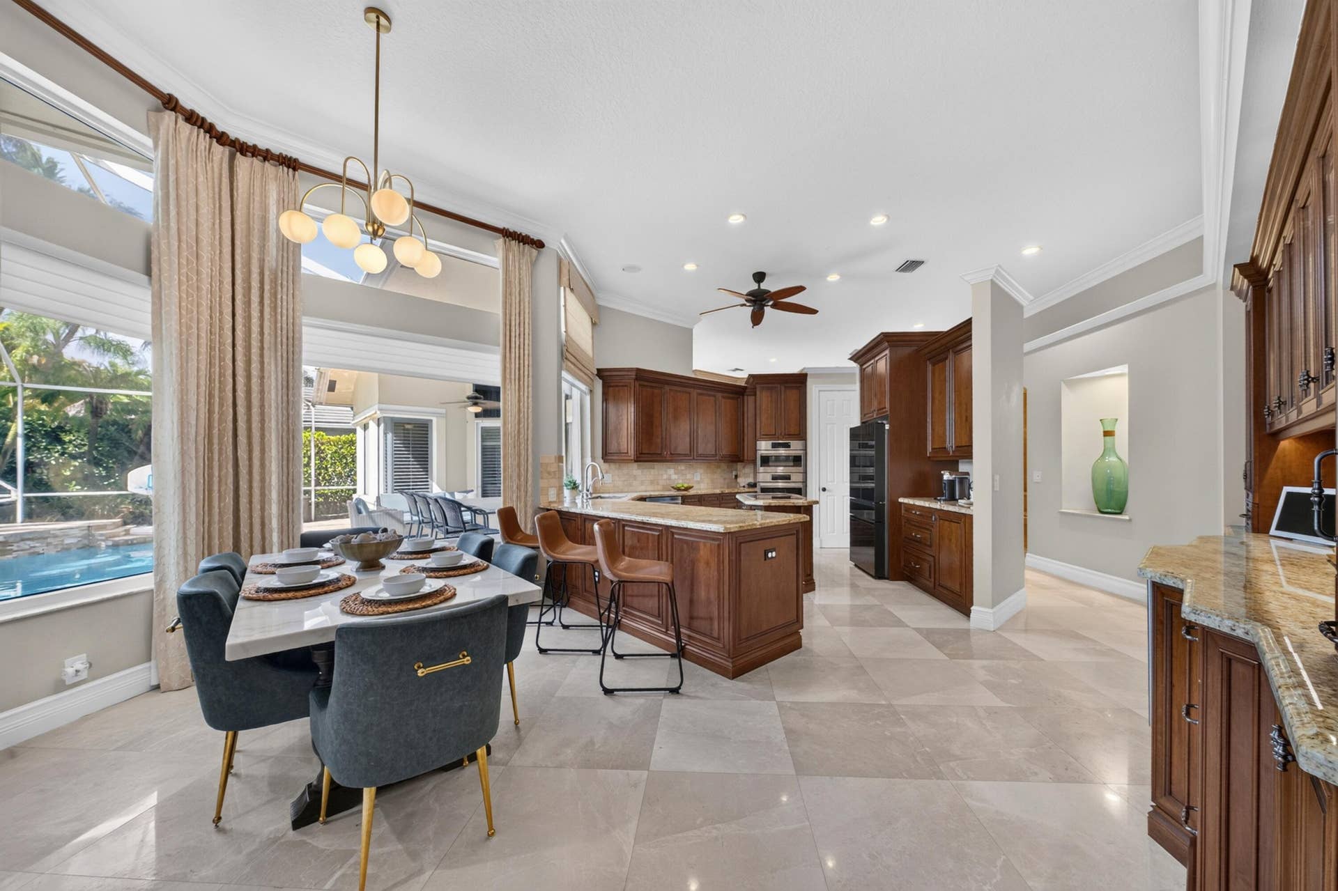 10506 NW 66th Street, Parkland, FL 33076 020-013-Kitchen-4000x2666